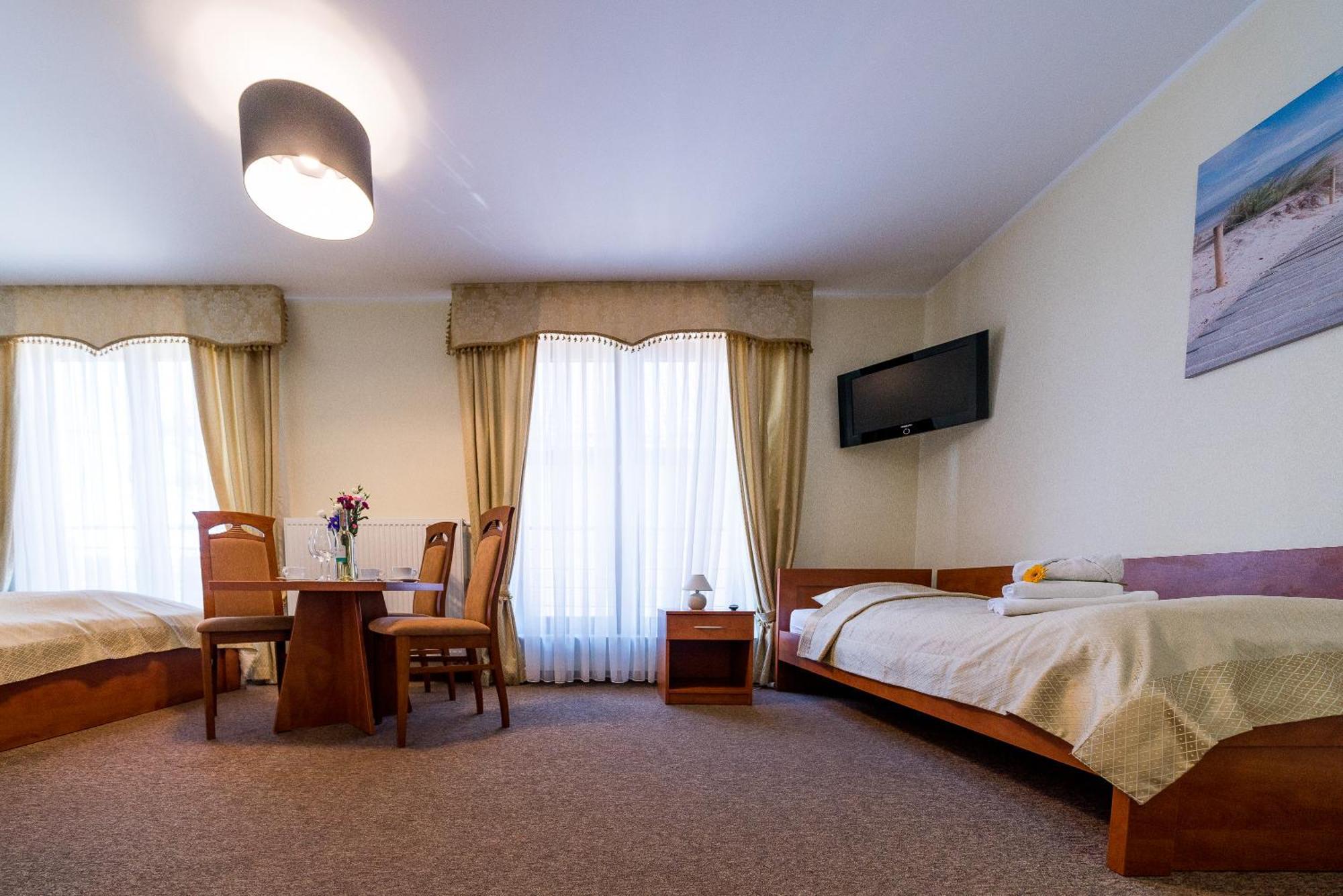 Villa Martii - Komfortowe Apartamenty Z Aneksami Kuchennymi - Spokojna Okolica, Blisko Plazy Władysławowo Eksteriør billede